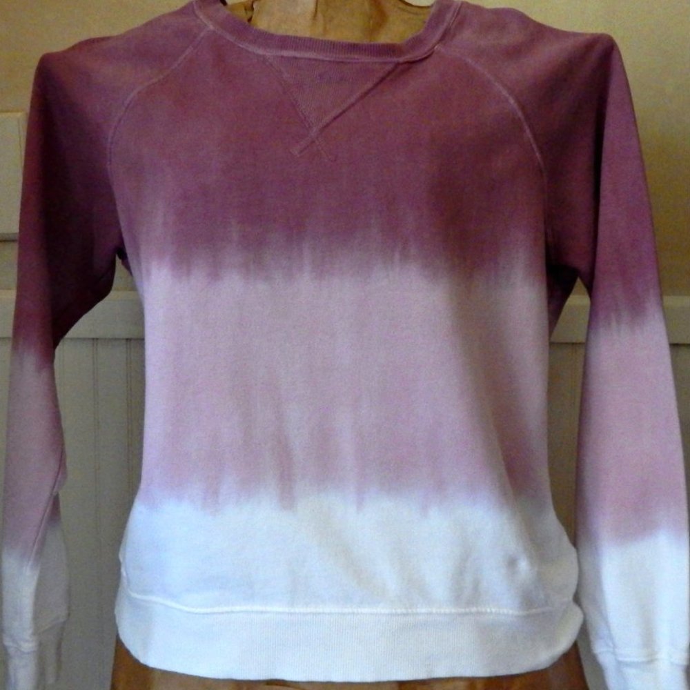 Messy Bun Just Chillin LARGE Pink Hombre Pullover Sweatshirt